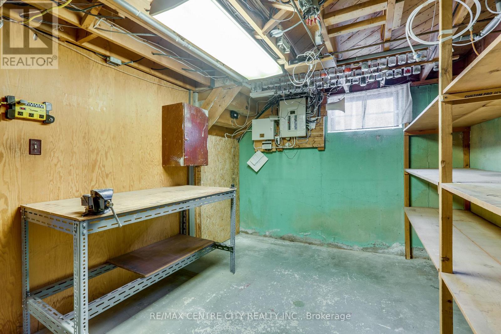 147 Susan Avenue, London East, Ontario  N5V 2G3 - Photo 30 - X12540092