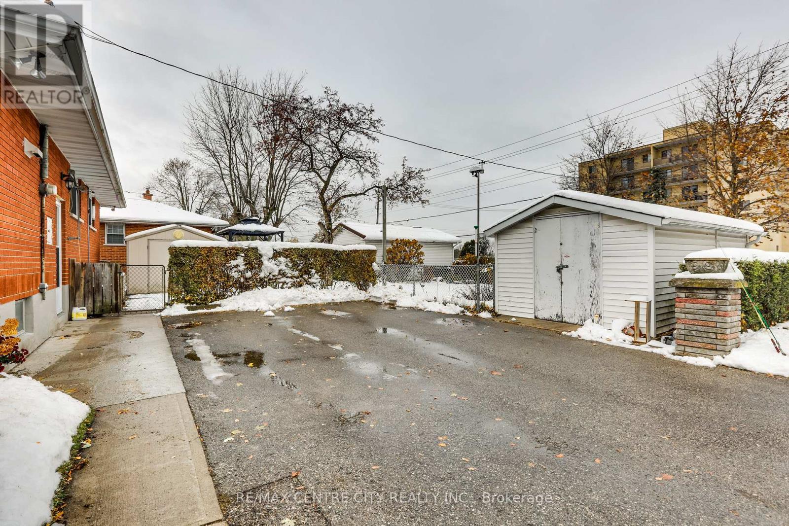 147 Susan Avenue, London East, Ontario  N5V 2G3 - Photo 36 - X12540092