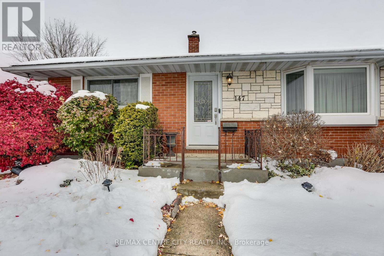 147 Susan Avenue, London East, Ontario  N5V 2G3 - Photo 4 - X12540092
