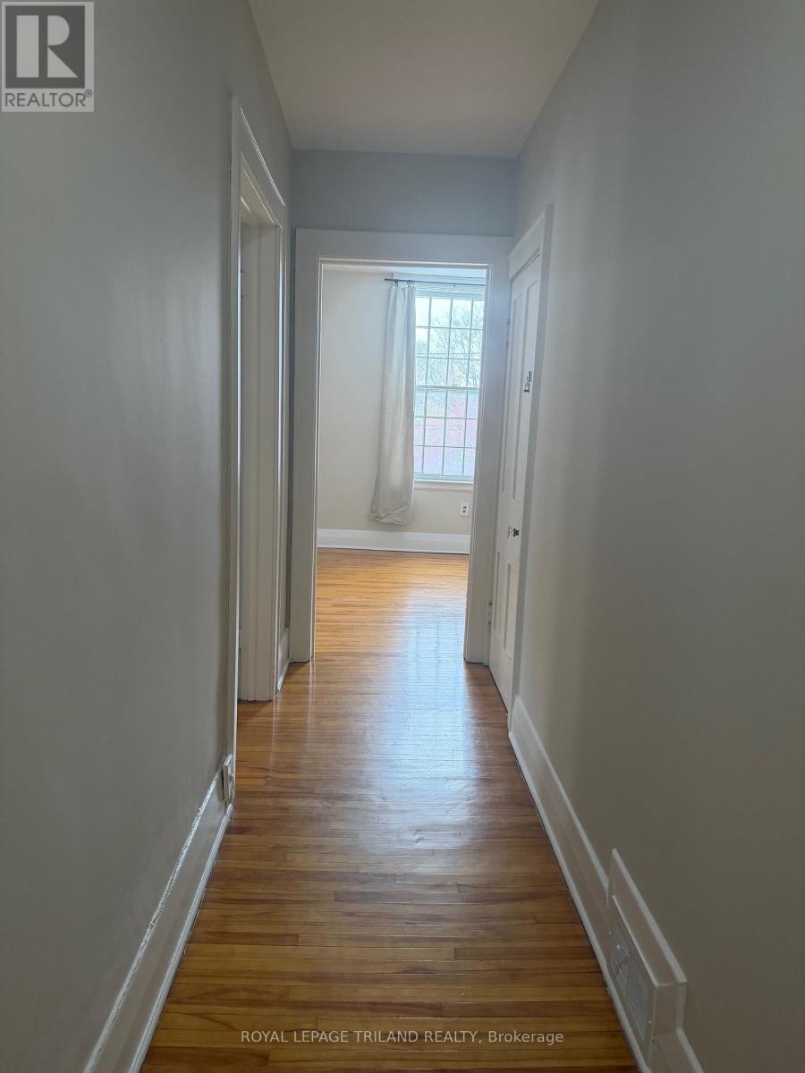 3 - 379 Dufferin Avenue, London East, Ontario  N6B 1Z5 - Photo 2 - X12540108