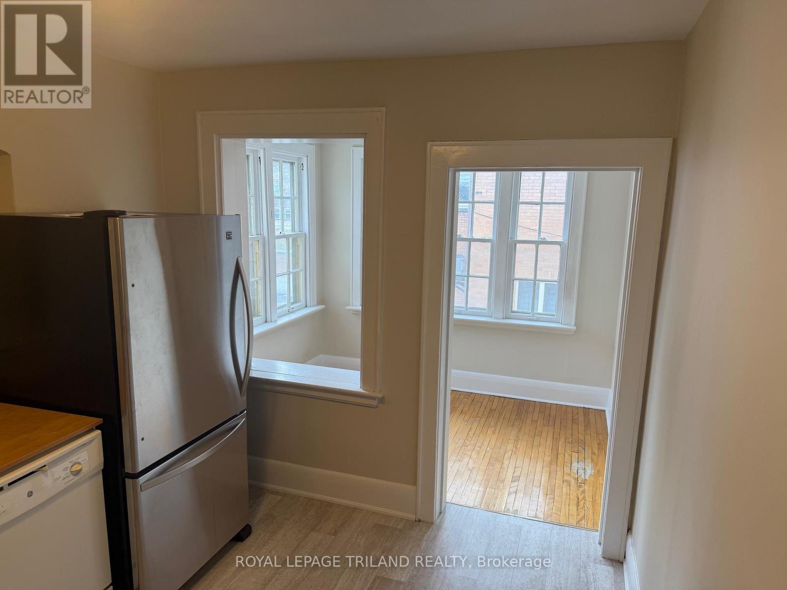 3 - 379 Dufferin Avenue, London East, Ontario  N6B 1Z5 - Photo 7 - X12540108