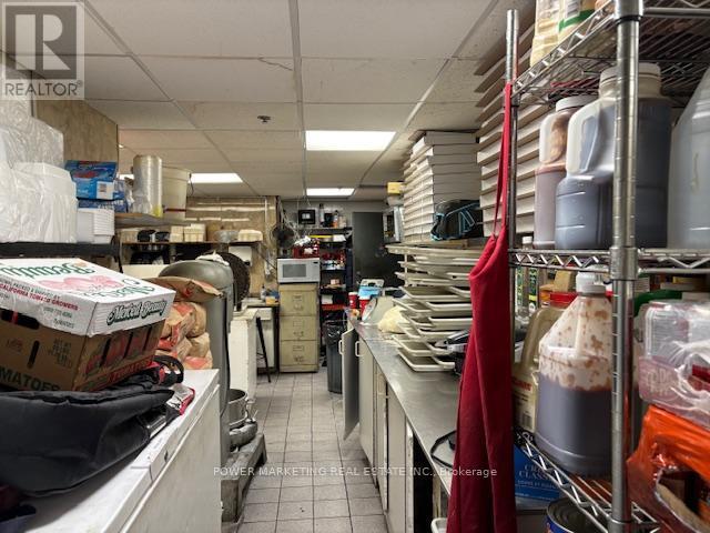 320 Bank Street, Ottawa, Ontario K2P 1Y1 - Photo 2 - X12540028