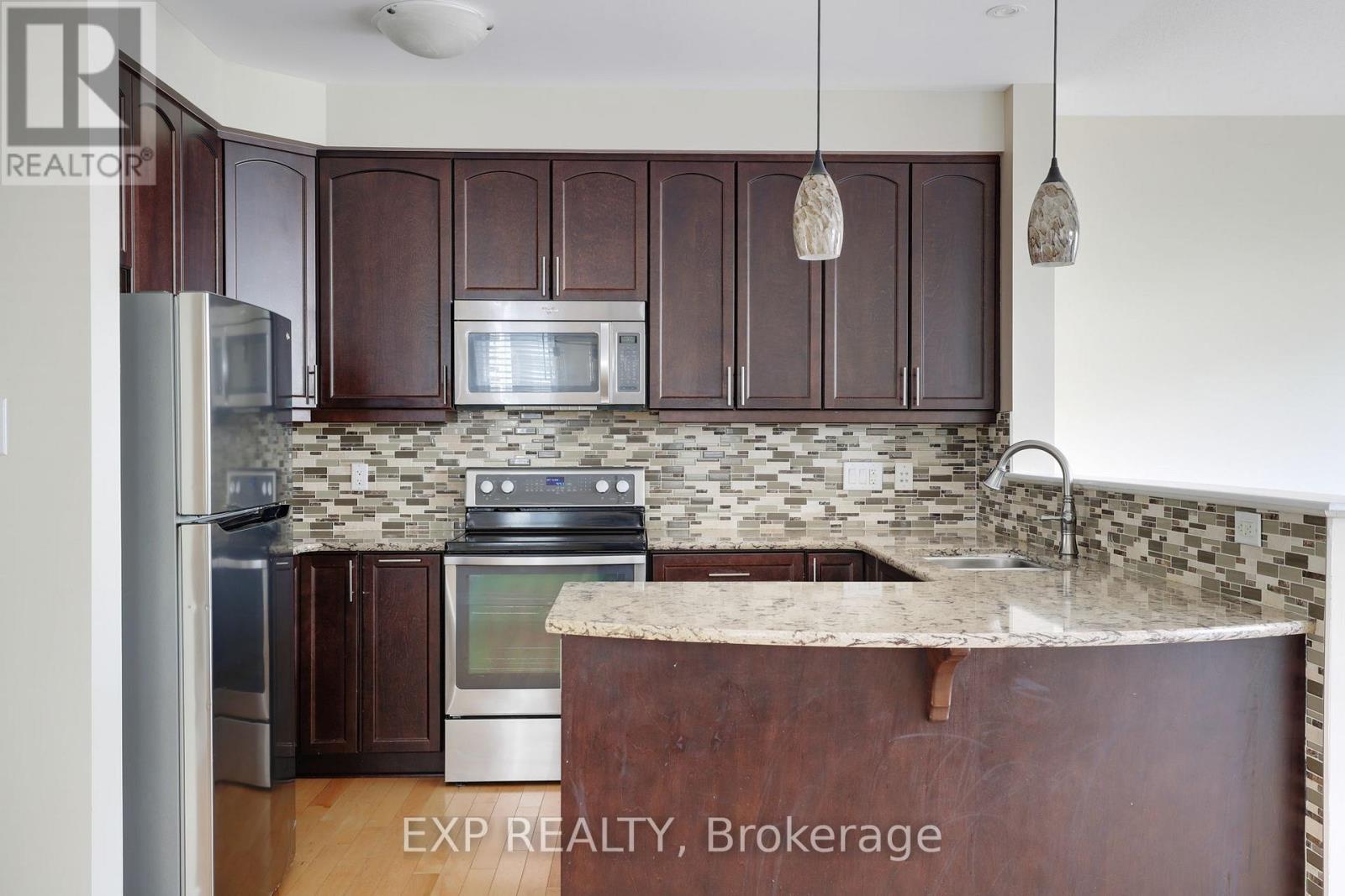 618 Moorpark Avenue, Ottawa, Ontario  K2M 0B6 - Photo 10 - X12540056