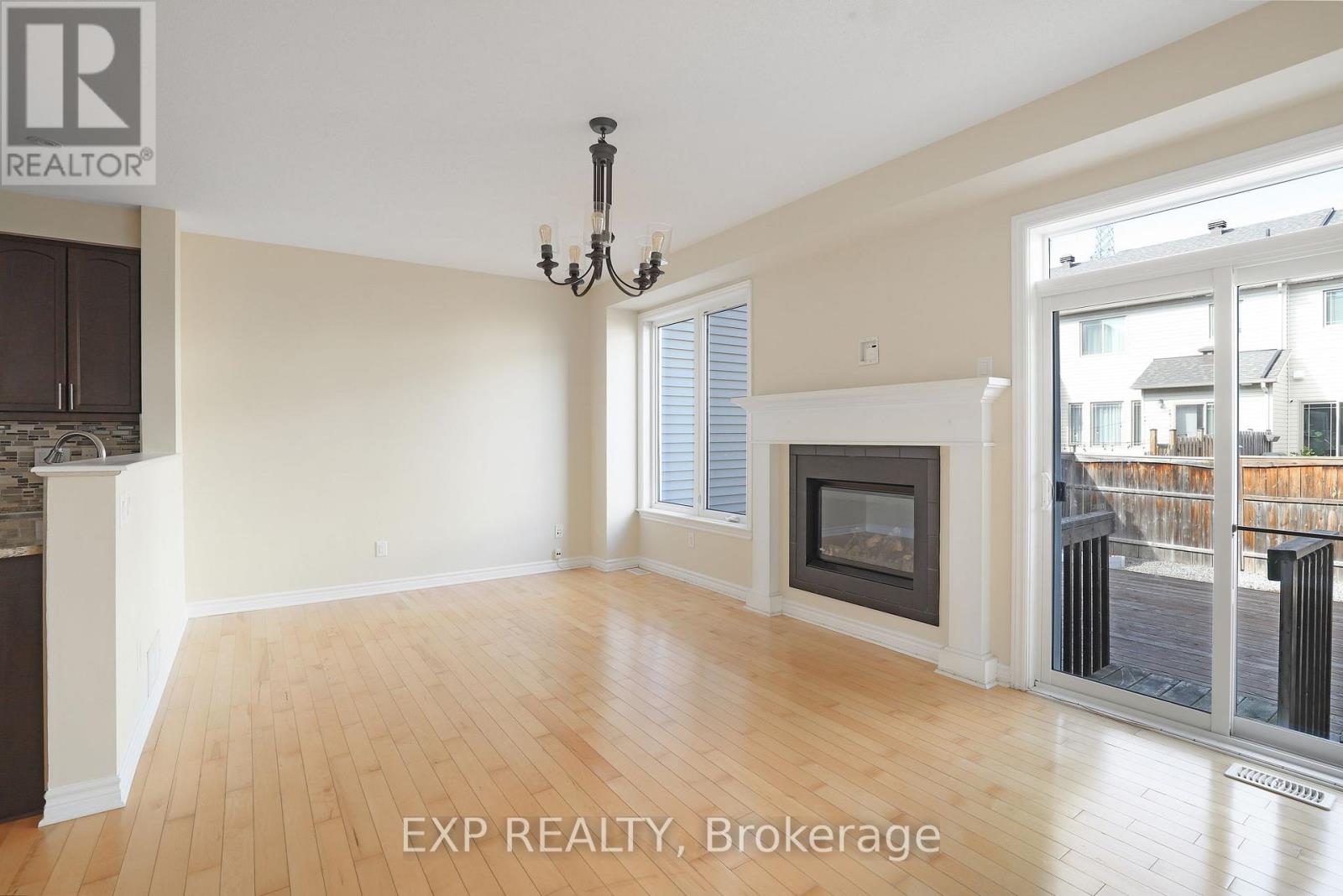 618 Moorpark Avenue, Ottawa, Ontario  K2M 0B6 - Photo 19 - X12540056