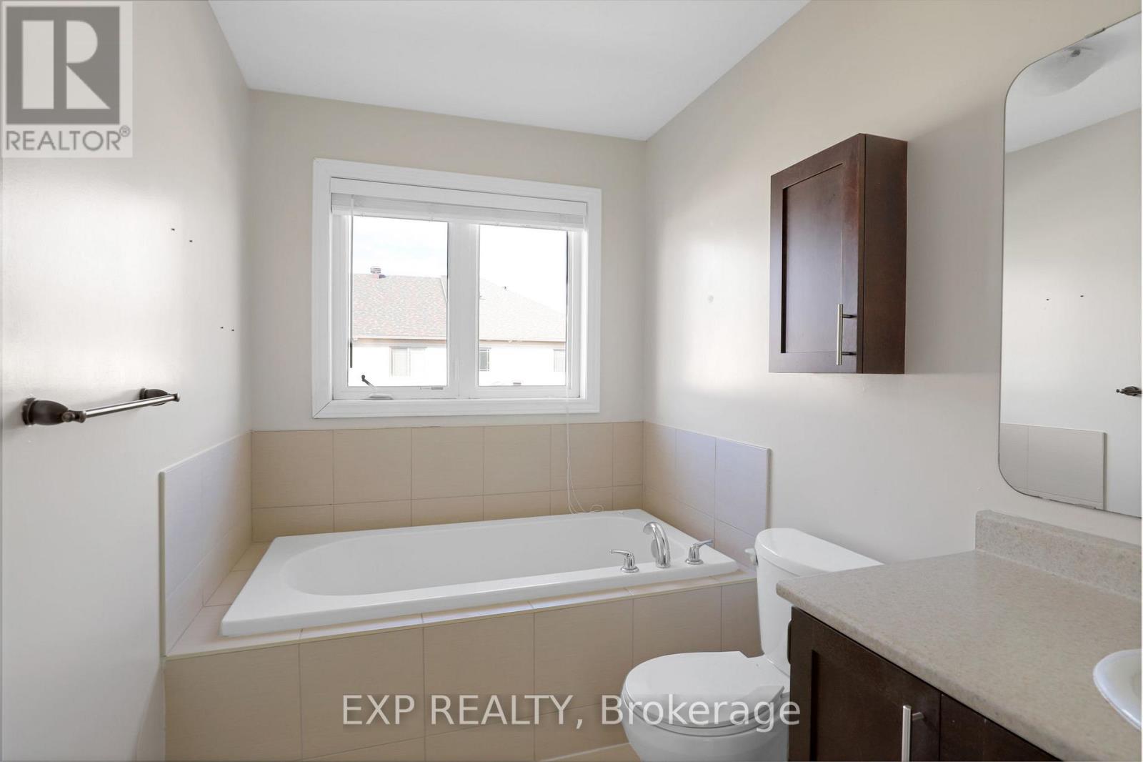 618 Moorpark Avenue, Ottawa, Ontario  K2M 0B6 - Photo 38 - X12540056
