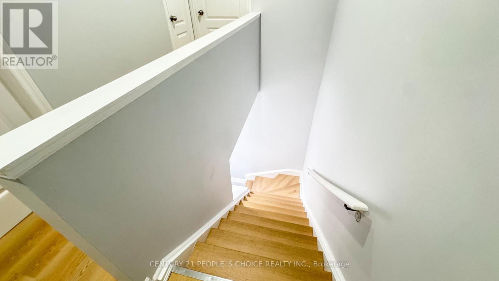 3292 Bobwhite Mews, Mississauga, Ontario  L5N 6E9 - Photo 13 - W12539968