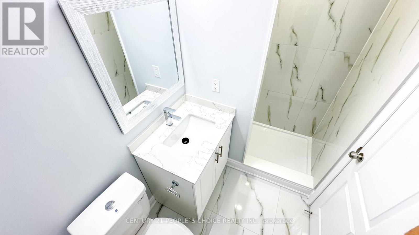 3292 Bobwhite Mews, Mississauga, Ontario  L5N 6E9 - Photo 16 - W12539968