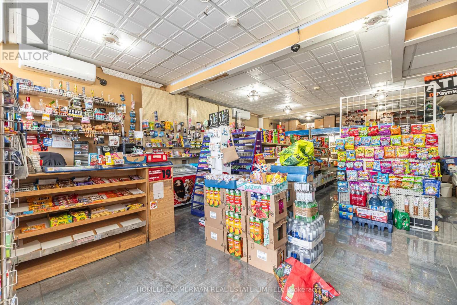 2681 Eglinton Avenue W, Toronto, Ontario  M6M 1T8 - Photo 5 - W12539980