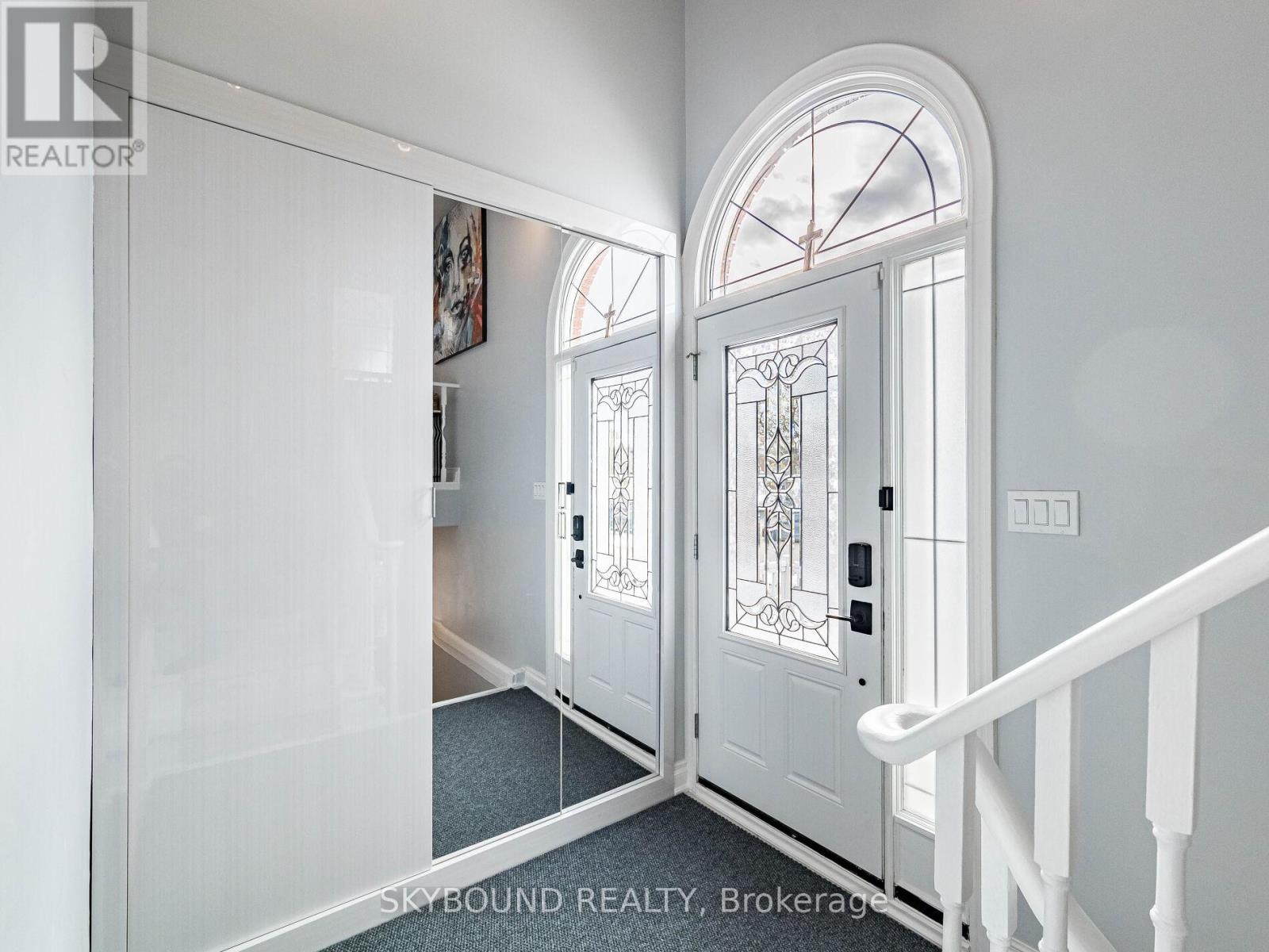 3878 Midhurst Lane, Mississauga, Ontario  L4Z 1C7 - Photo 2 - W12540004