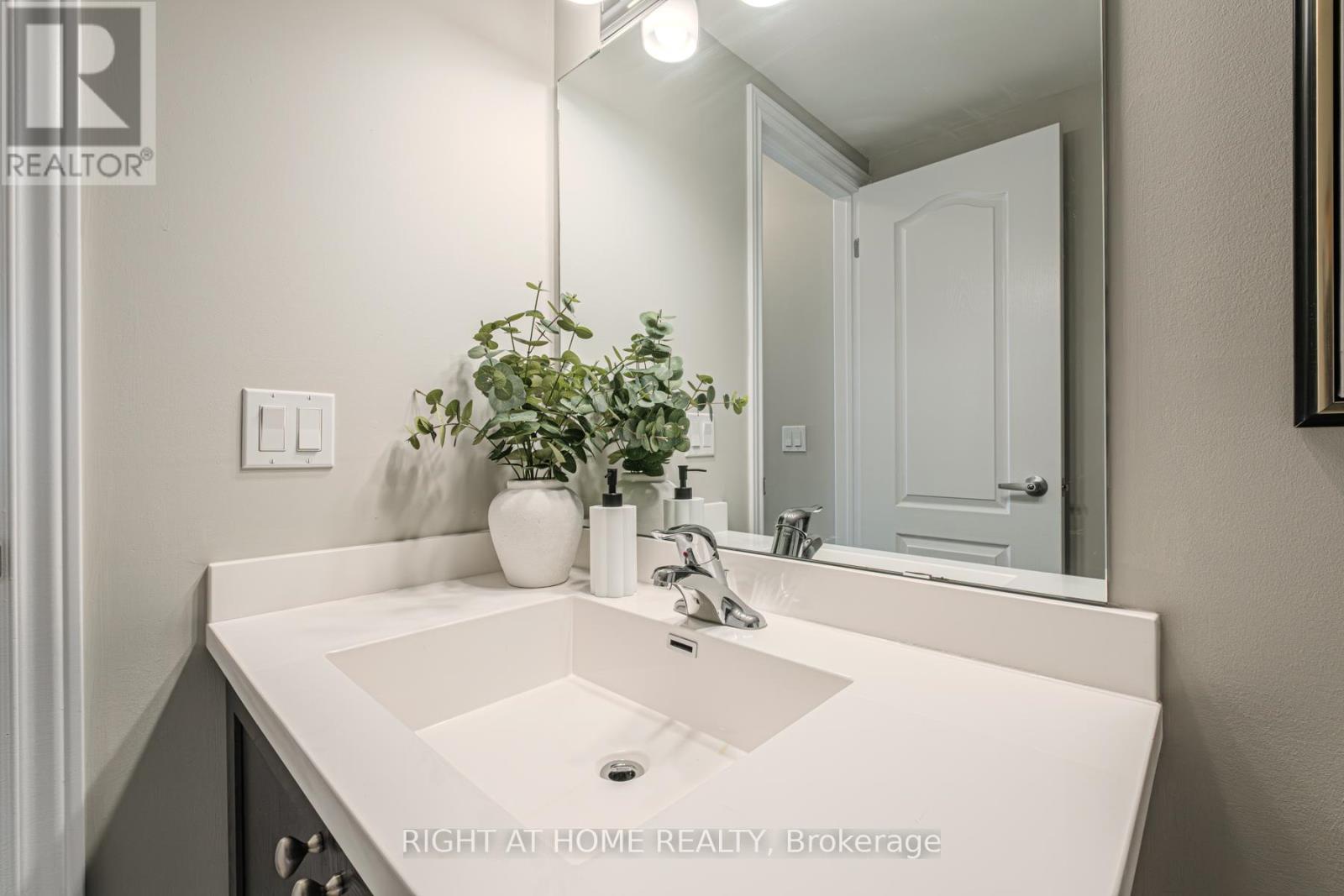 422 Athabasca Common, Oakville, Ontario  L6H 0R5 - Photo 31 - W12540006