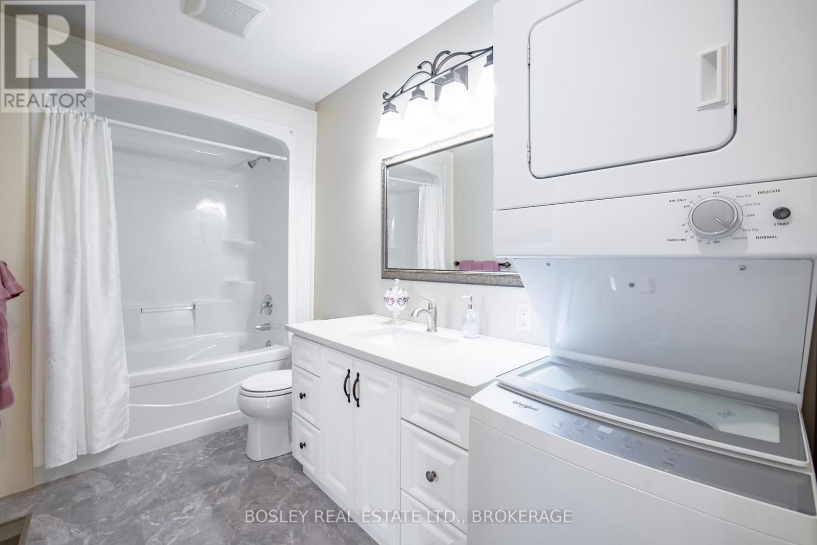 16 - 409 Niagara Street, St. Catharines, Ontario L2M 4V9 - Photo 21 - X12540088