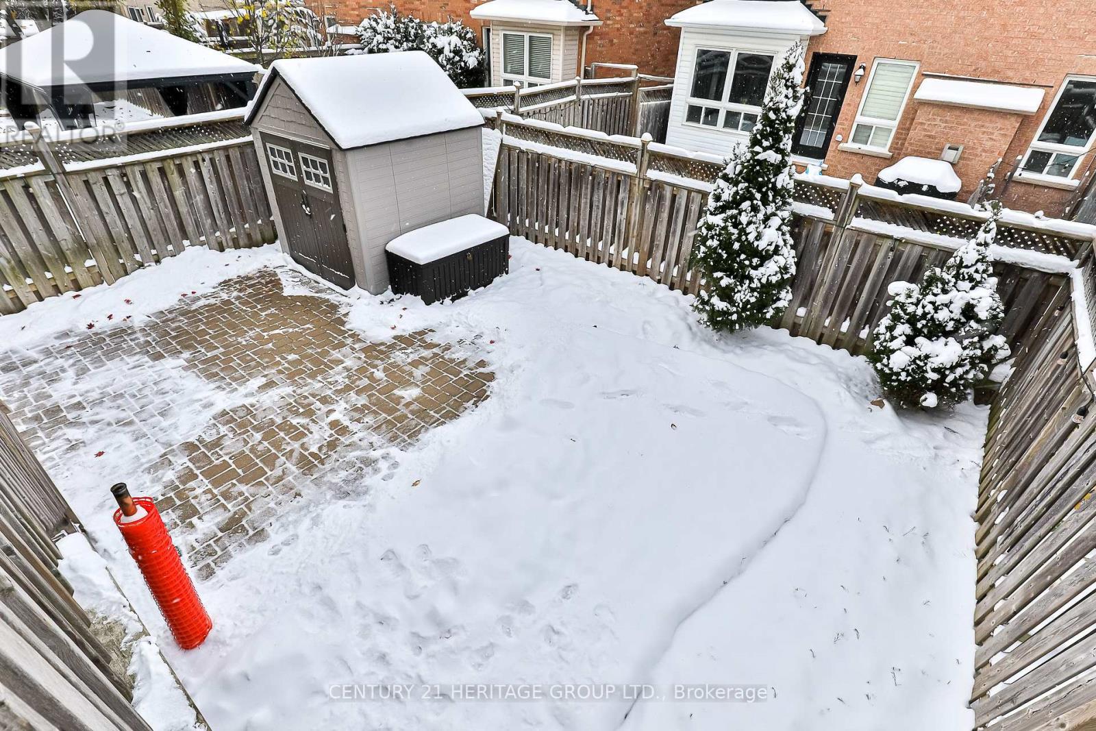 122 Beare Trail, Newmarket, Ontario  L3X 3B6 - Photo 22 - N12533088