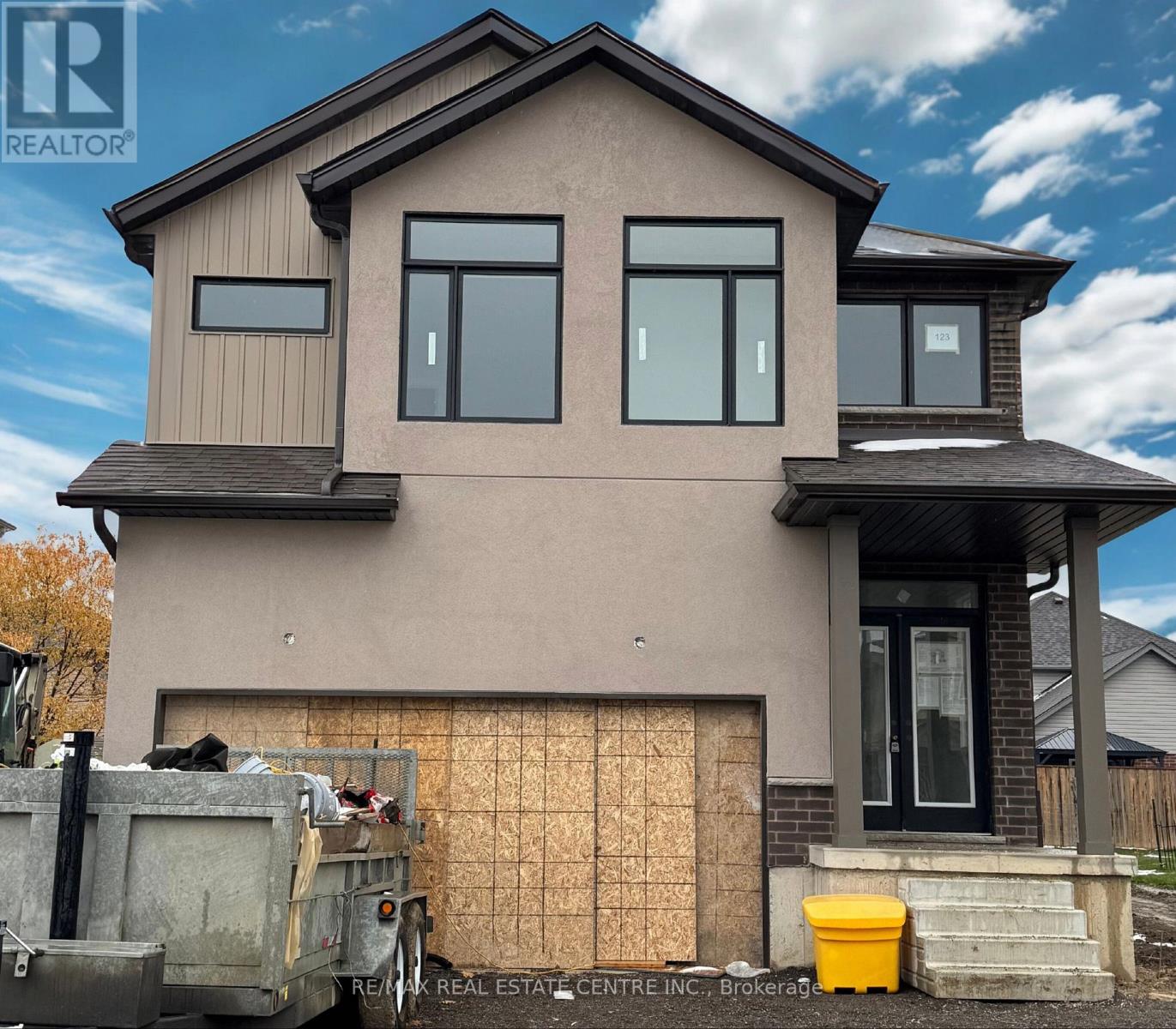 123 Maple Street, Mapleton, Ontario  N0G 1P0 - Photo 2 - X12456350