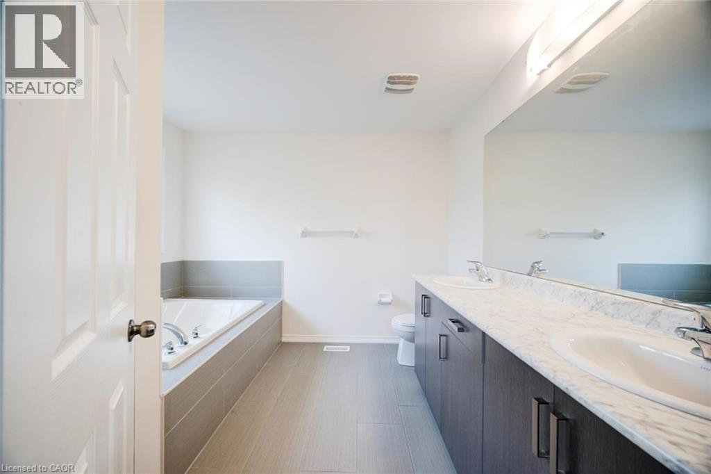 55 Longboat Run W, Brantford, Ontario  N3T 0P5 - Photo 24 - 40787971