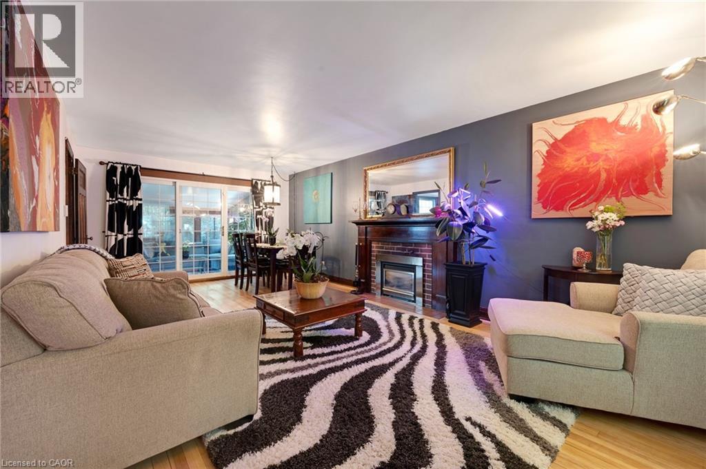 30 Centre Street, Cambridge, Ontario  N1R 4E5 - Photo 6 - 40787570