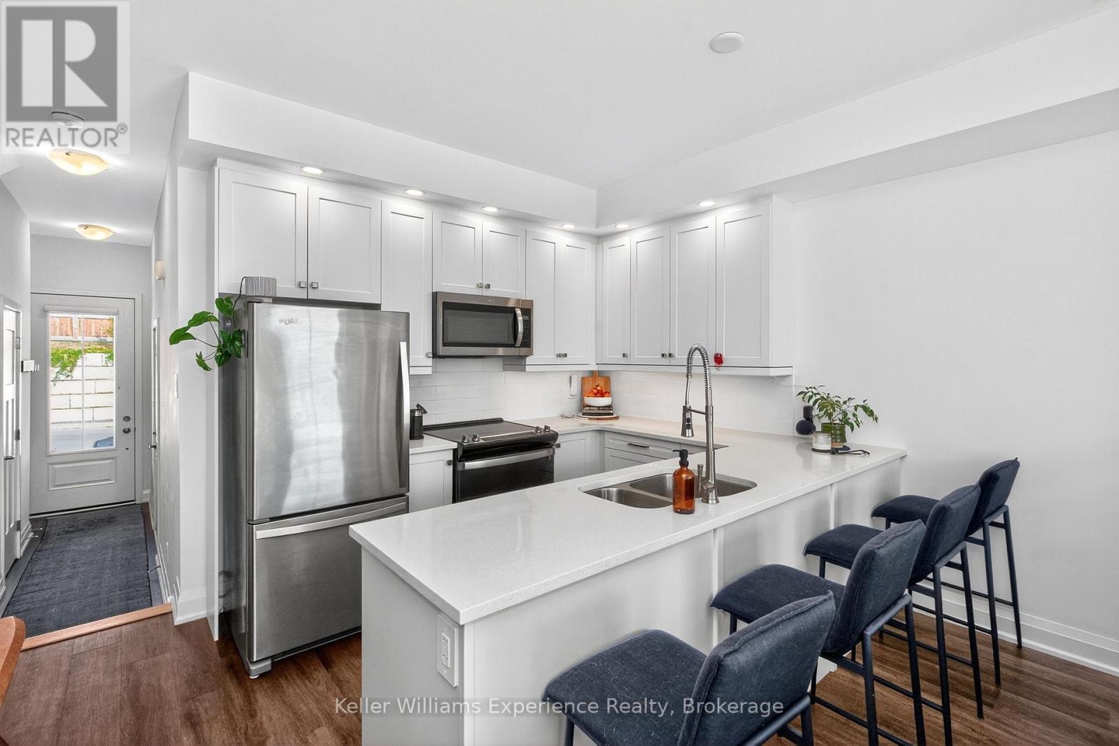 36 Allison Lane, Midland, Ontario  L4R 0H2 - Photo 3 - S12540090