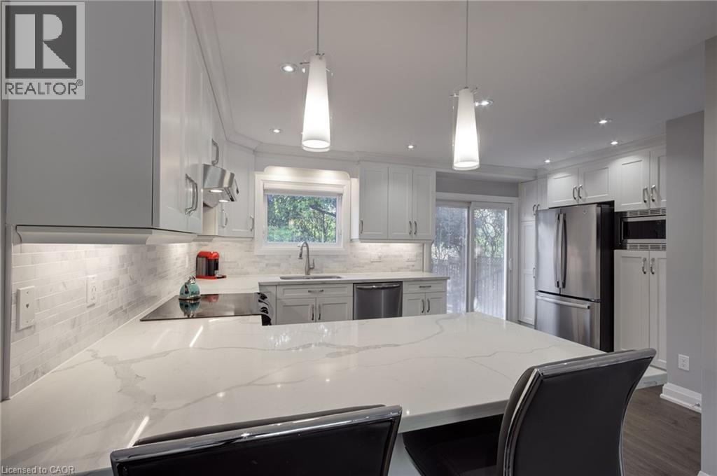 214 Ross Lane, Oakville, Ontario  L6H 5K5 - Photo 11 - 40772074