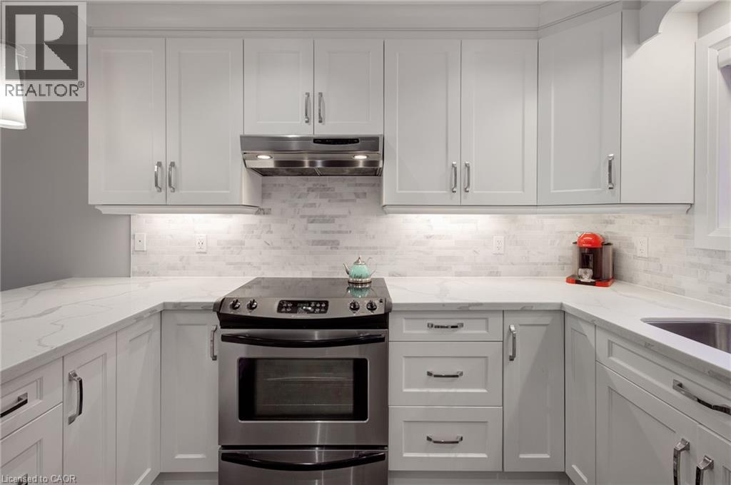 214 Ross Lane, Oakville, Ontario  L6H 5K5 - Photo 14 - 40772074