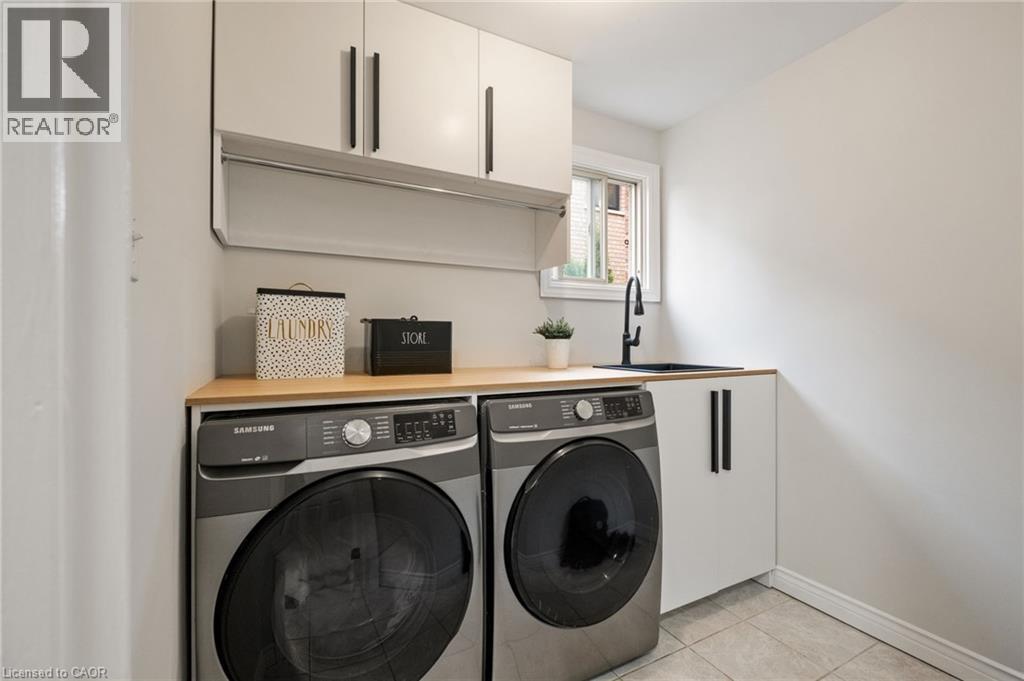 95 Gatestone Drive, Hamilton, Ontario  L8J 2V1 - Photo 9 - 40785233