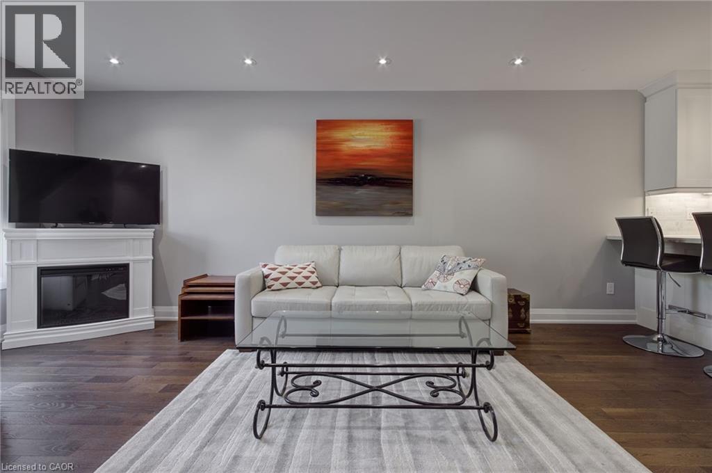 214 Ross Lane, Oakville, Ontario  L6H 5K5 - Photo 5 - 40772074