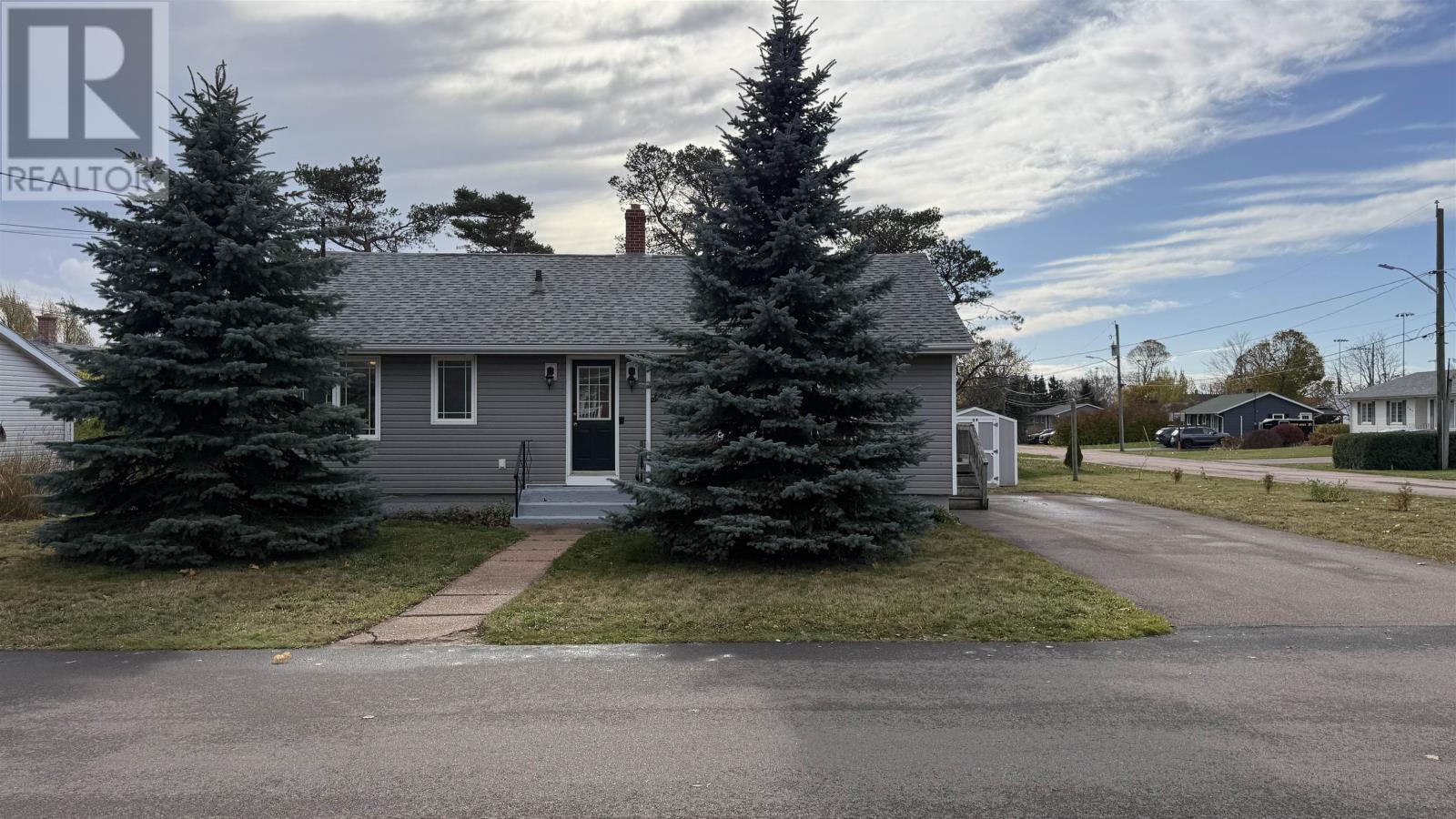 162 Schurman Avenue, Summerside, Prince Edward Island  C1N 2C2 - Photo 1 - 202527809