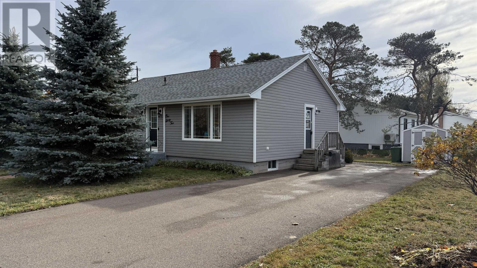 162 Schurman Avenue, Summerside, Prince Edward Island  C1N 2C2 - Photo 8 - 202527809