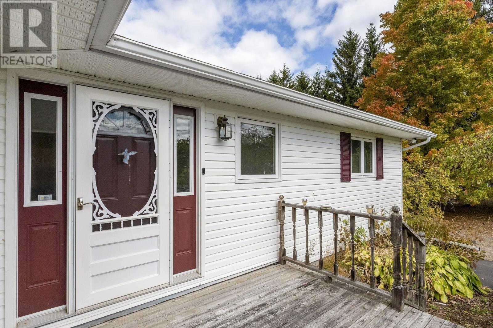 967 Maple Street, Waterville, Nova Scotia  B0P 1V0 - Photo 3 - 202524213