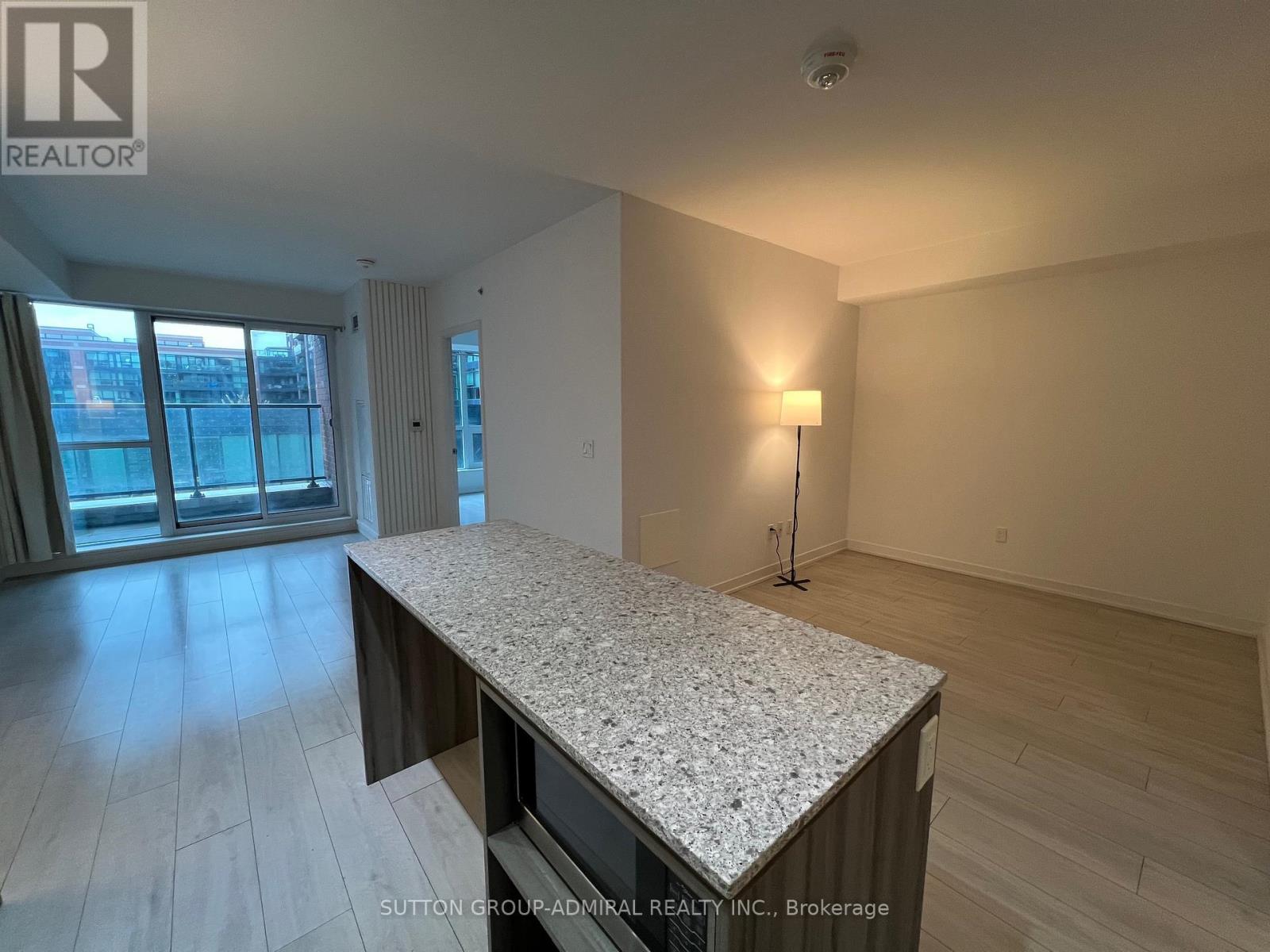 329 - 31 Tippett Road, Toronto, Ontario  M3H 0C8 - Photo 13 - C12540046