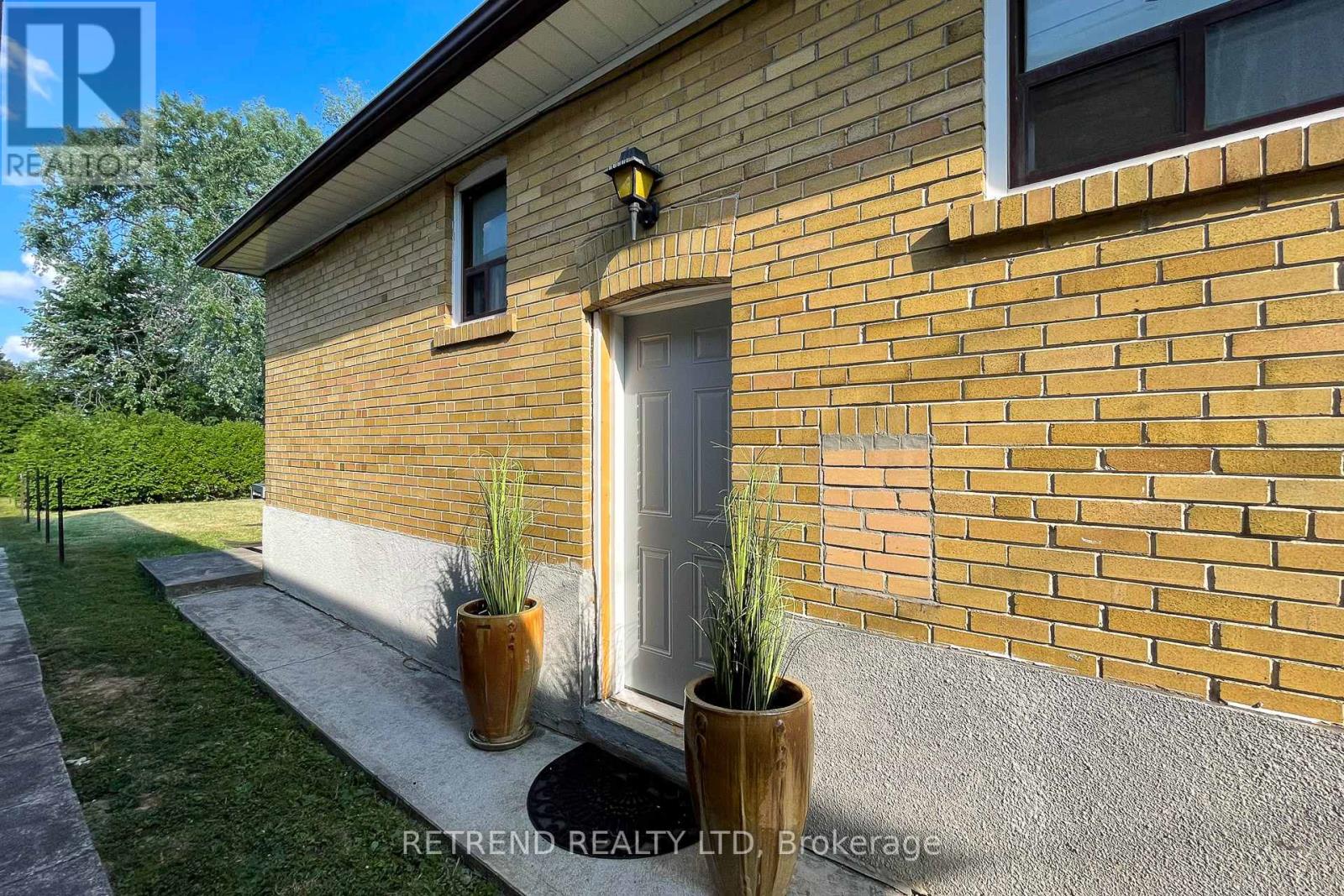 Bsmt B - 7 Goddard Street, Toronto, Ontario  M3H 5C5 - Photo 16 - C12540104