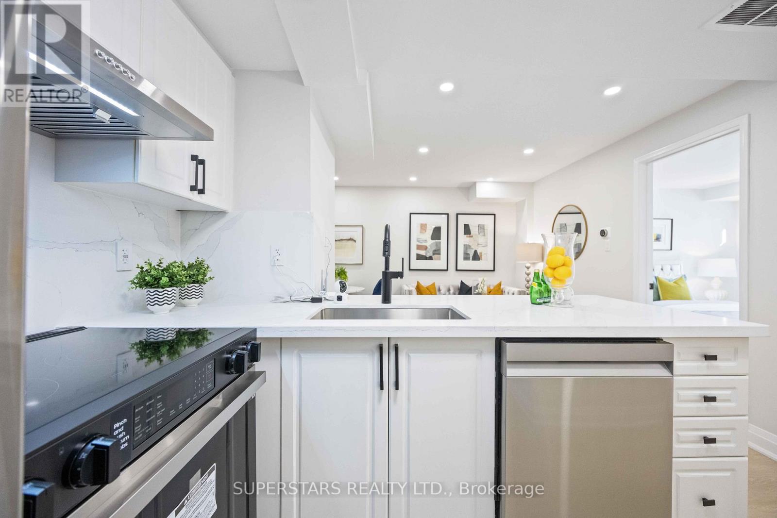 120 - 42 Pinery Trail, Toronto, Ontario  M1B 6K2 - Photo 3 - E12540058