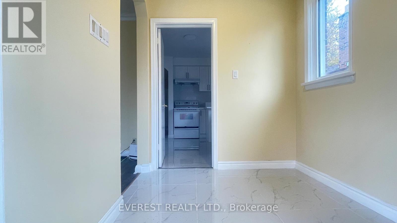 45 Kilgreggan Crescent, Toronto, Ontario  M1J 1S4 - Photo 5 - E12540110