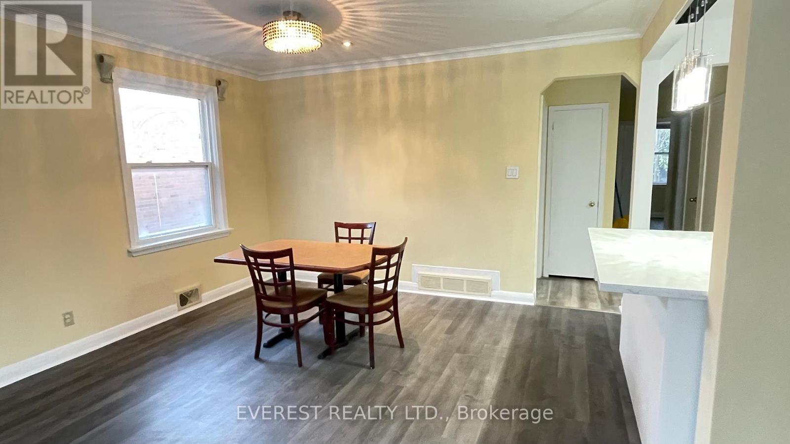 45 Kilgreggan Crescent, Toronto, Ontario  M1J 1S4 - Photo 8 - E12540110