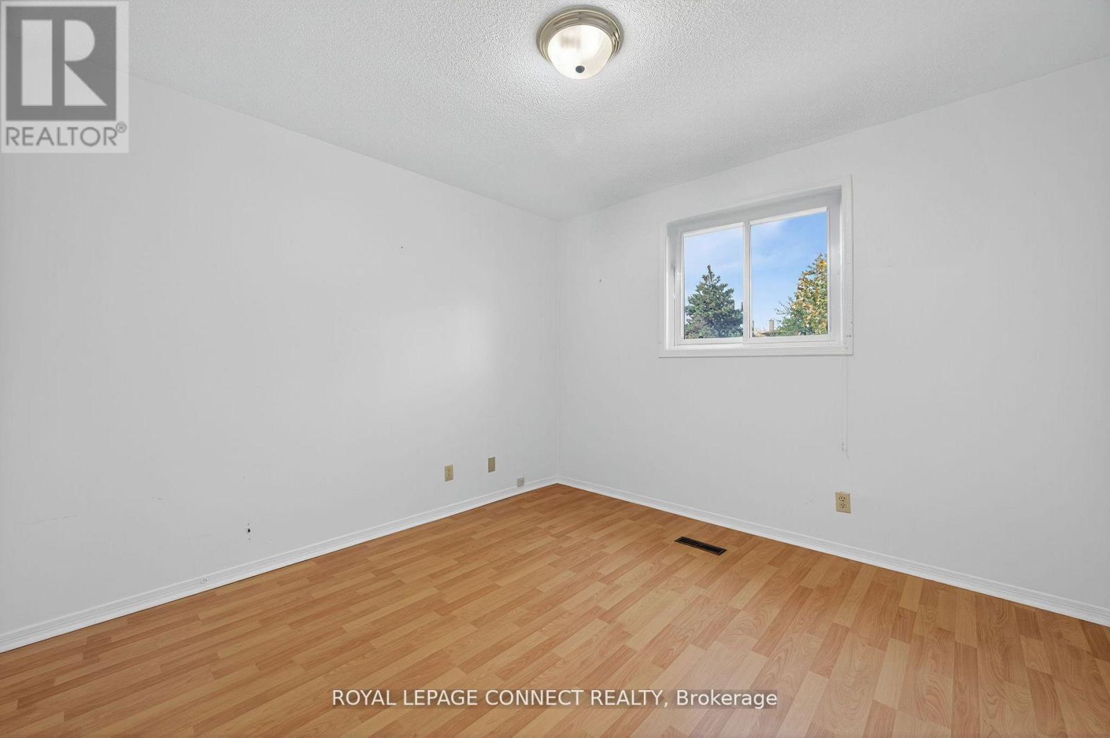 75 Hudson Crescent, Bradford West Gwillimbury, Ontario  L3Z 2K1 - Photo 18 - N12540112