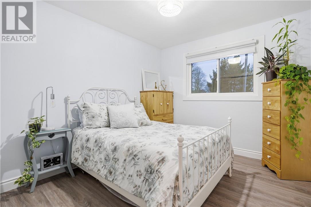 229 Seventh, Lively, Ontario  P3Y 1M5 - Photo 13 - 2125626