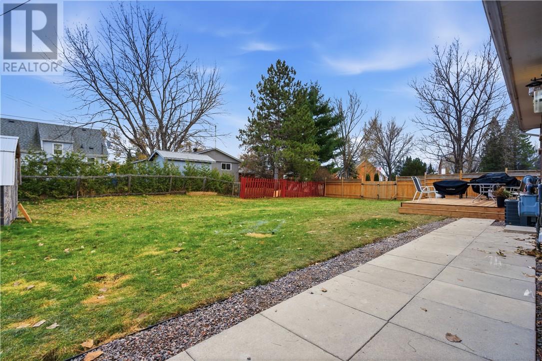 229 Seventh, Lively, Ontario  P3Y 1M5 - Photo 25 - 2125626