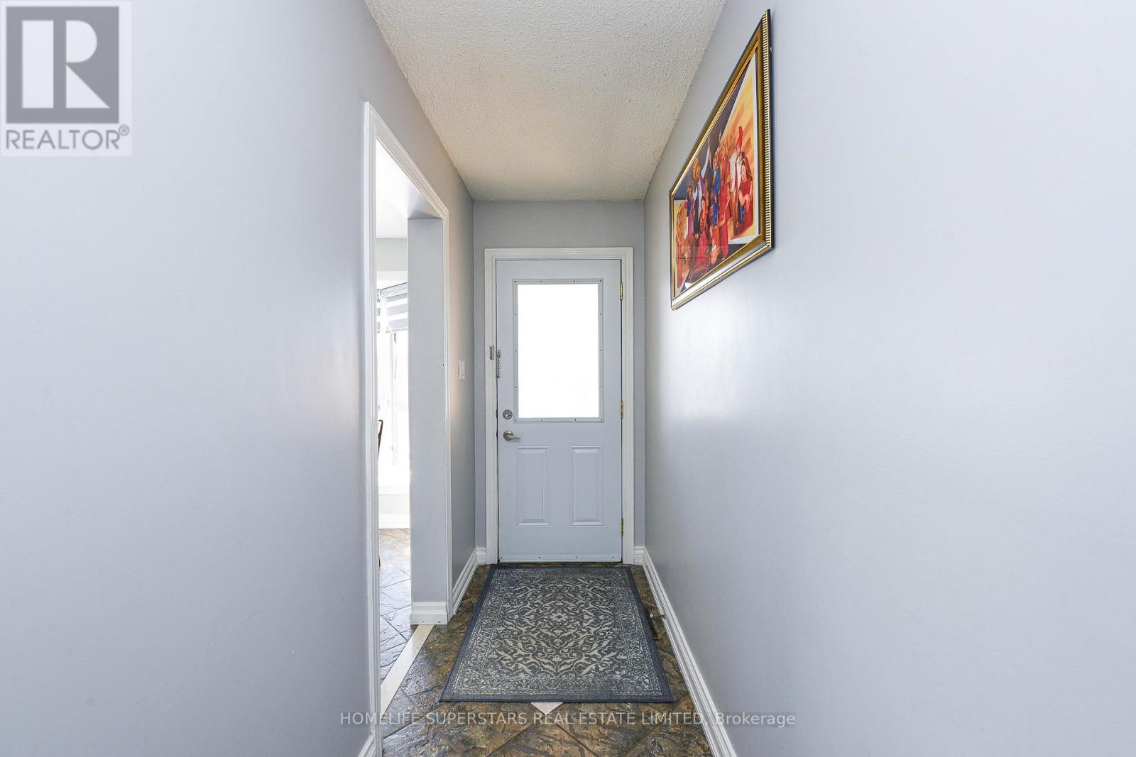 5 Norbert Road, Brampton, Ontario  L6Y 2J9 - Photo 3 - W12540030