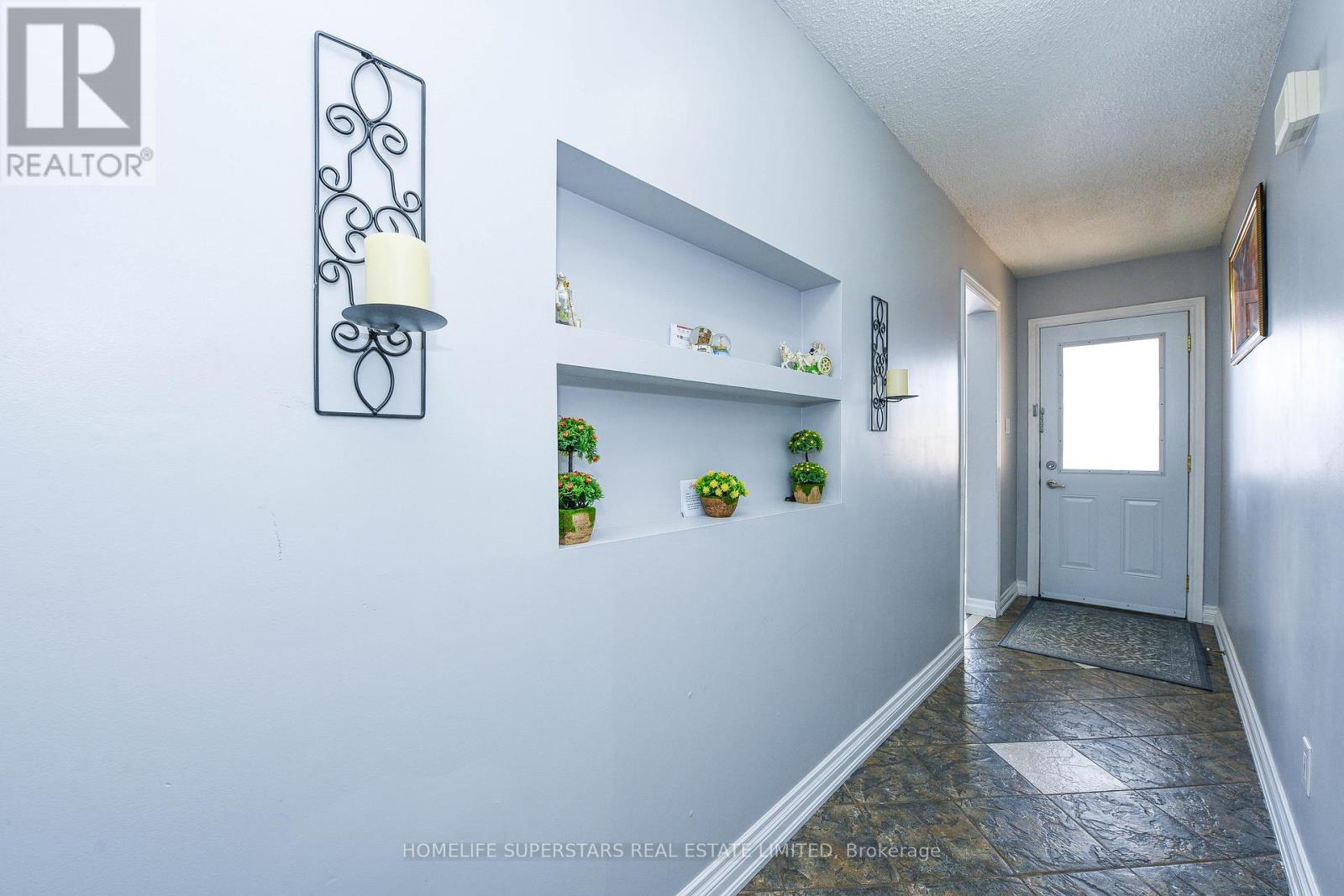 5 Norbert Road, Brampton, Ontario  L6Y 2J9 - Photo 5 - W12540030