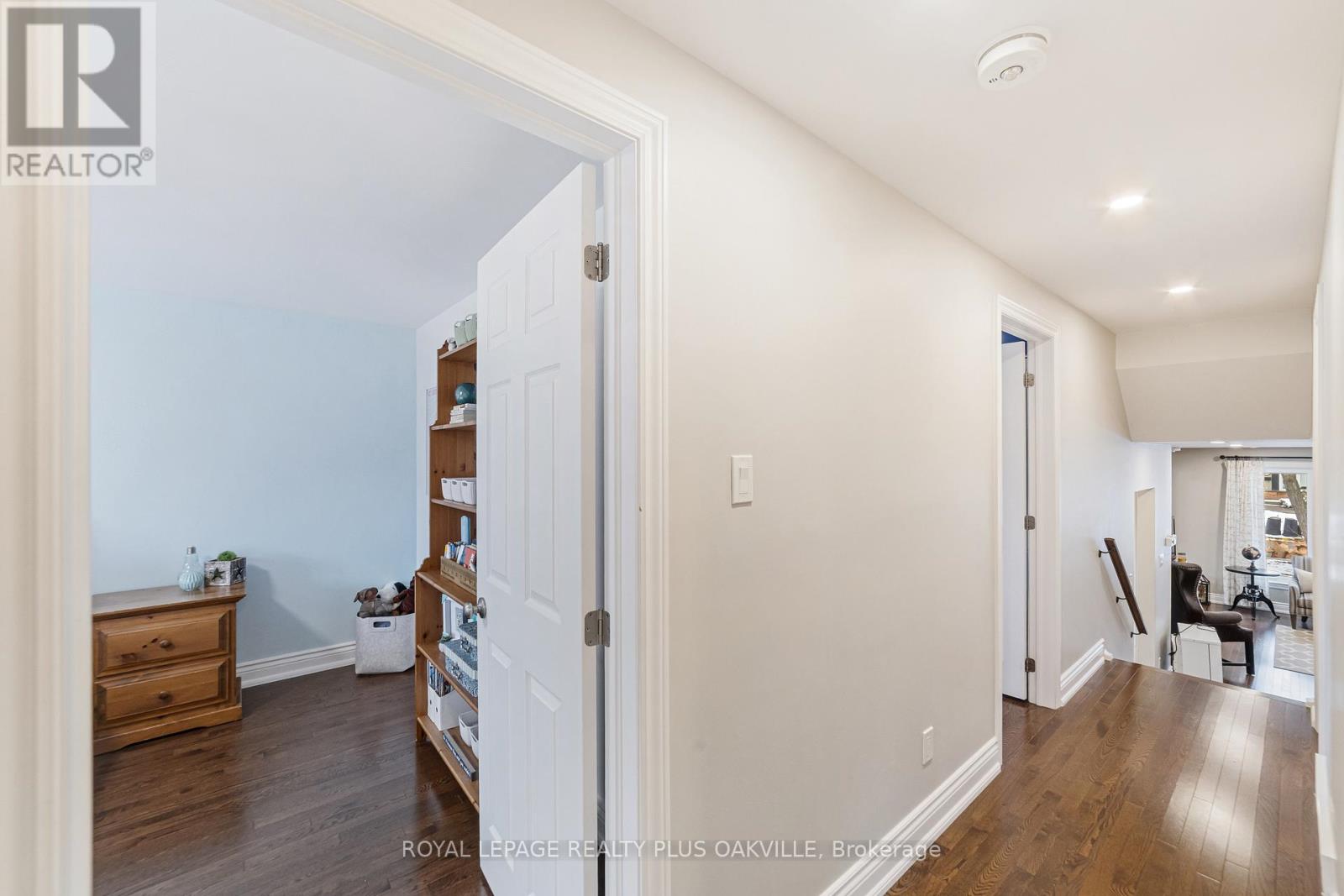 437 Withnell Crescent, Oakville, Ontario  L6L 3M1 - Photo 15 - W12540048