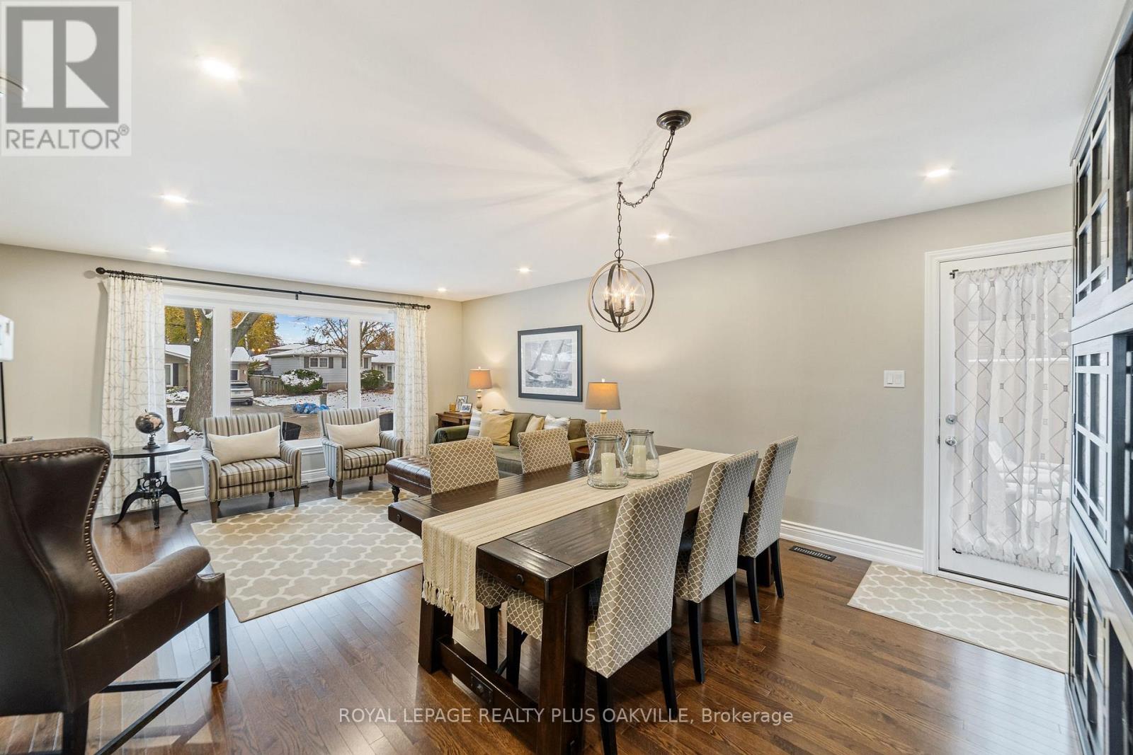 437 Withnell Crescent, Oakville, Ontario  L6L 3M1 - Photo 9 - W12540048