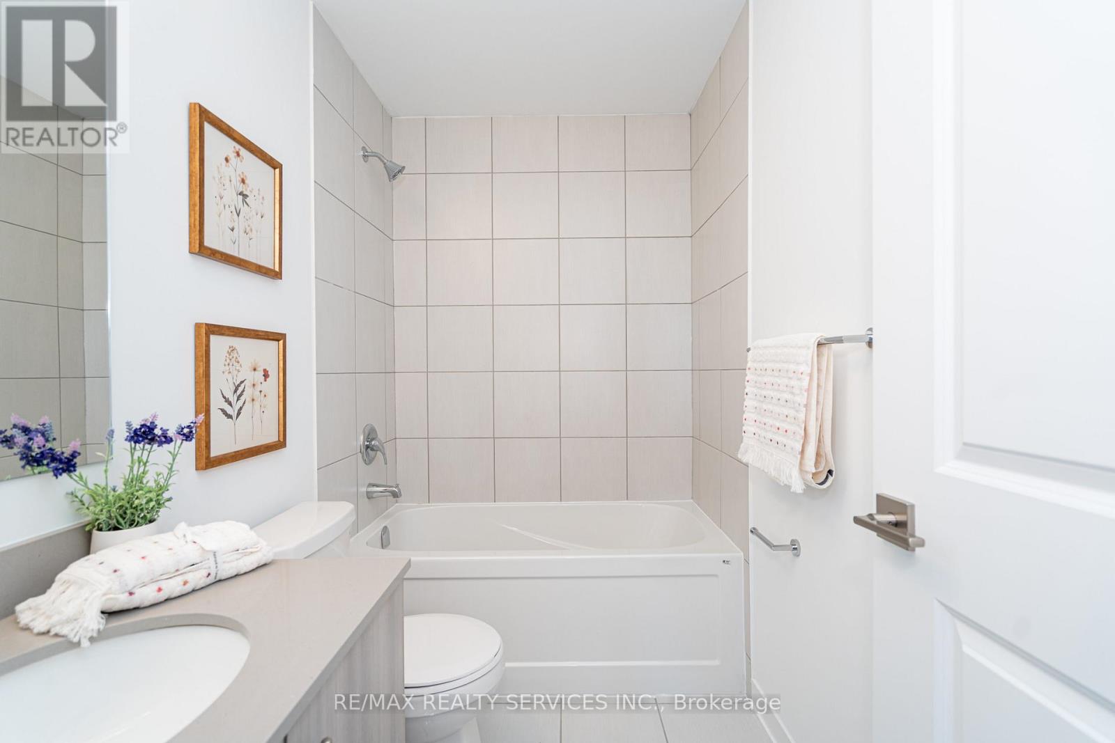 16 - 4017 Hickory Drive, Mississauga, Ontario  L4W 0G6 - Photo 24 - W12540060