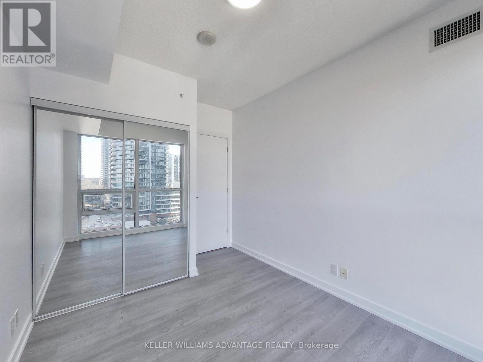 1104 - 2200 Lake Shore Boulevard W, Toronto, Ontario  M8V 1A4 - Photo 29 - W12540078