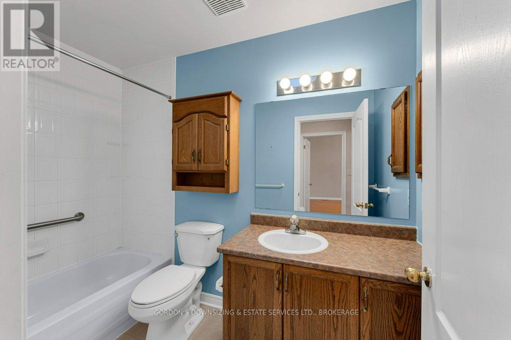 726 Millwood Drive, Kingston, Ontario K7M 8Z2 - Photo 19 - X12540148