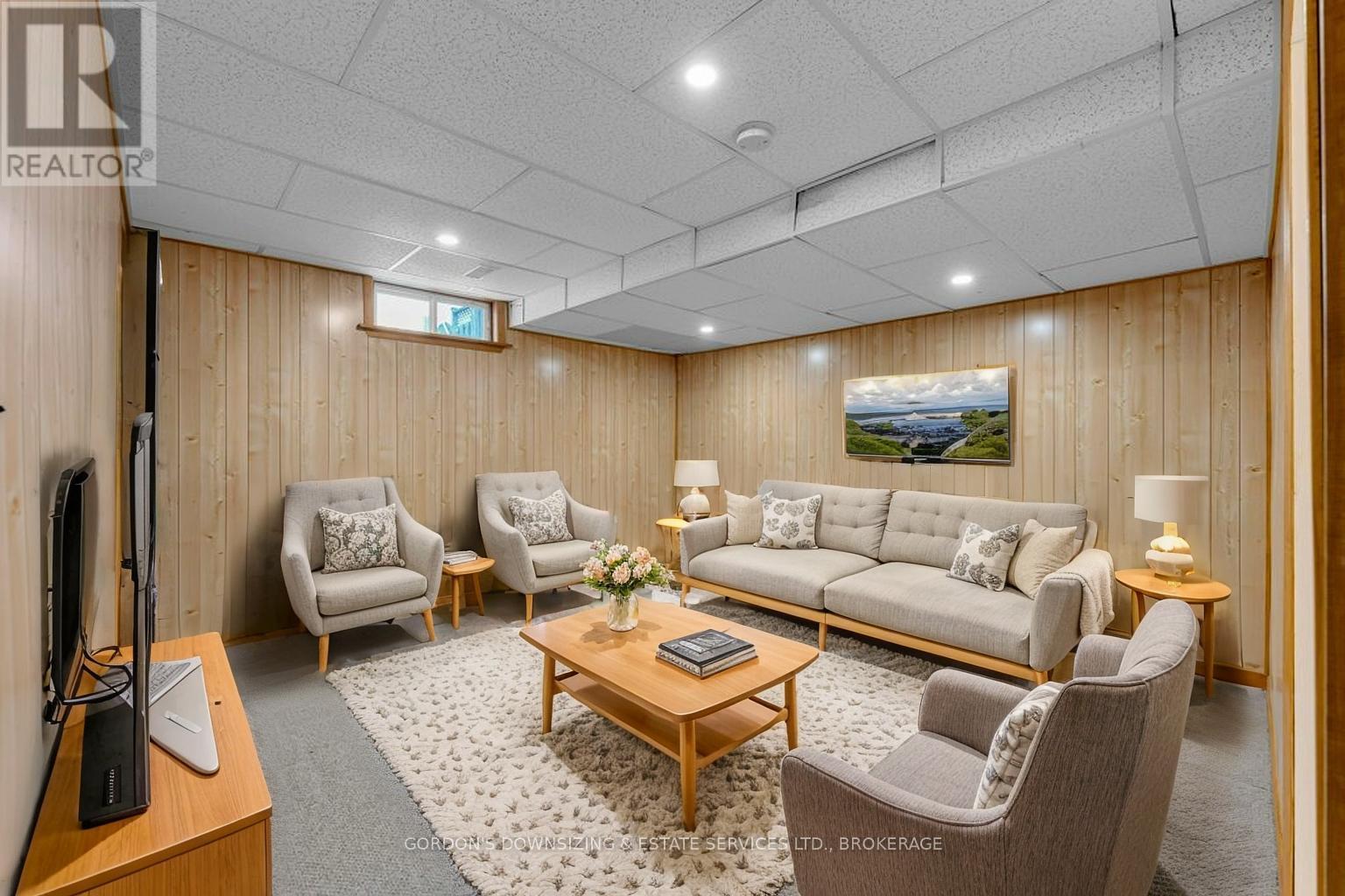 726 Millwood Drive, Kingston, Ontario K7M 8Z2 - Photo 28 - X12540148