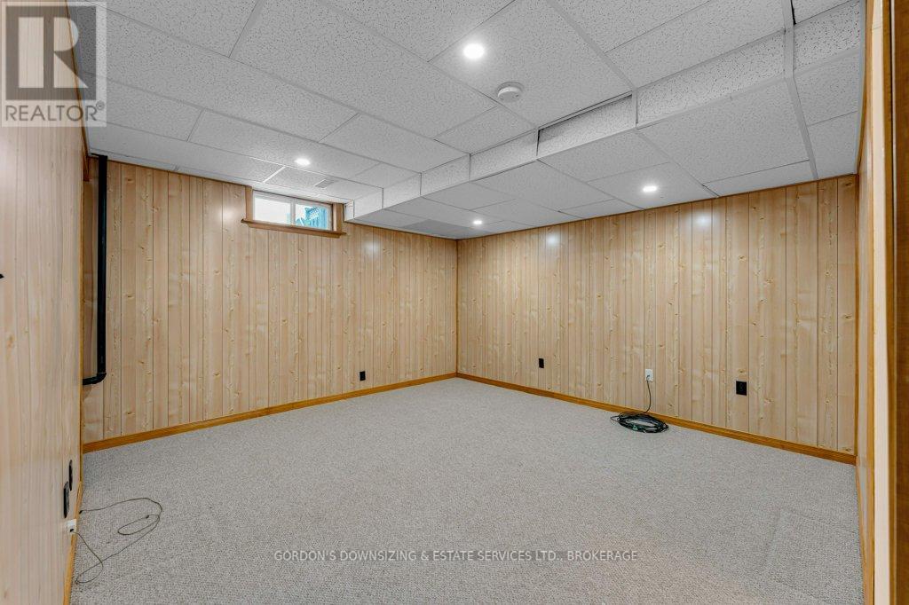 726 Millwood Drive, Kingston, Ontario K7M 8Z2 - Photo 29 - X12540148