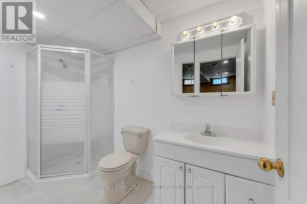 726 Millwood Drive, Kingston, Ontario K7M 8Z2 - Photo 35 - X12540148