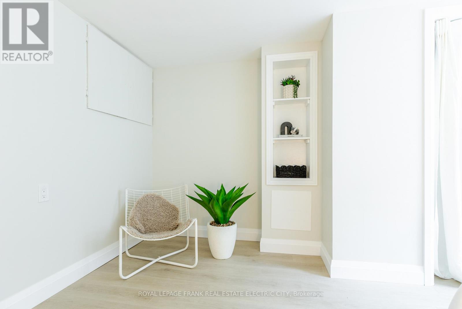 972 Southlawn Drive, Peterborough, Ontario  K9J 1G2 - Photo 43 - X12540192