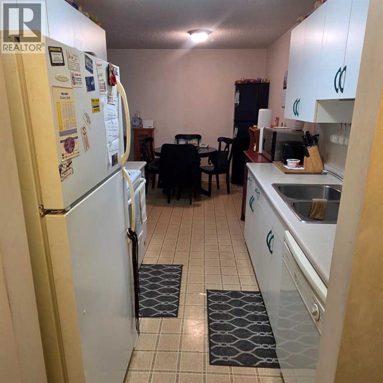 105a, 5611 10 Avenue, Edson, Alberta  T7E 1R4 - Photo 3 - A2269616