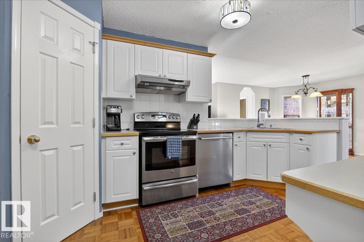 2841 41 Av Nw, Edmonton, Alberta  T6T 1M4 - Photo 12 - E4465561