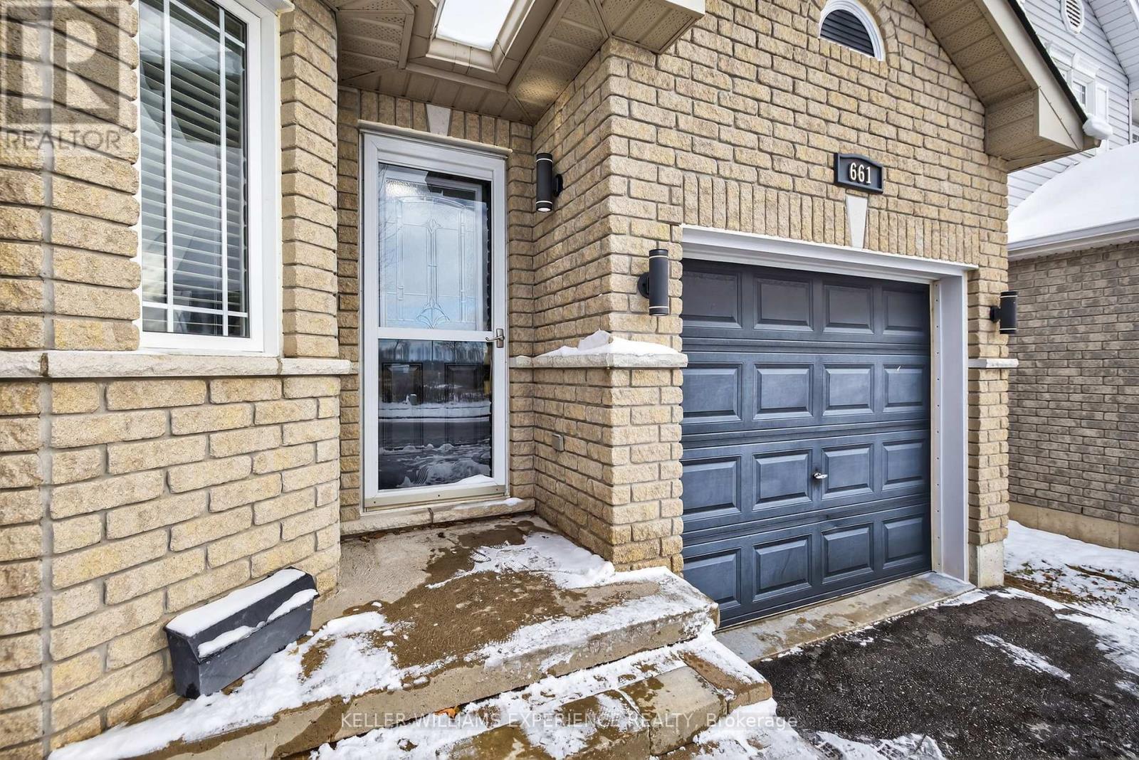 661 Clancy Crescent, Peterborough, Ontario  K9K 2S3 - Photo 4 - X12540016