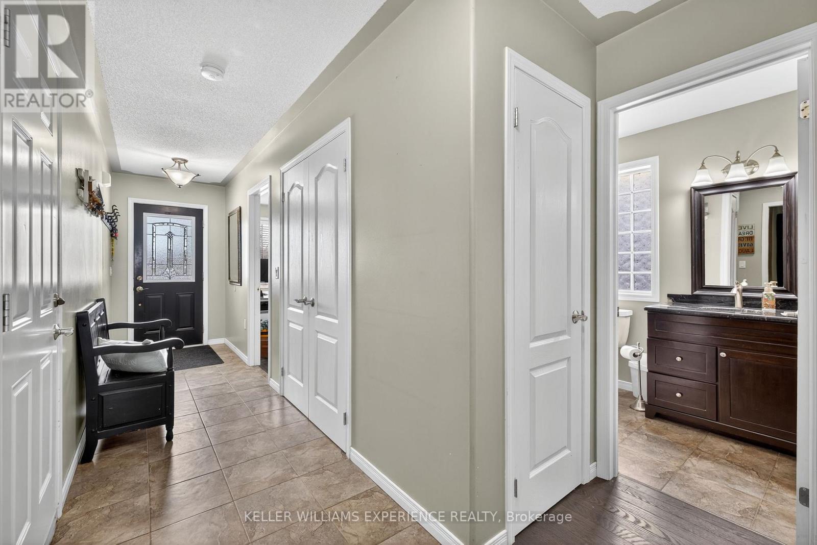 661 Clancy Crescent, Peterborough, Ontario  K9K 2S3 - Photo 6 - X12540016